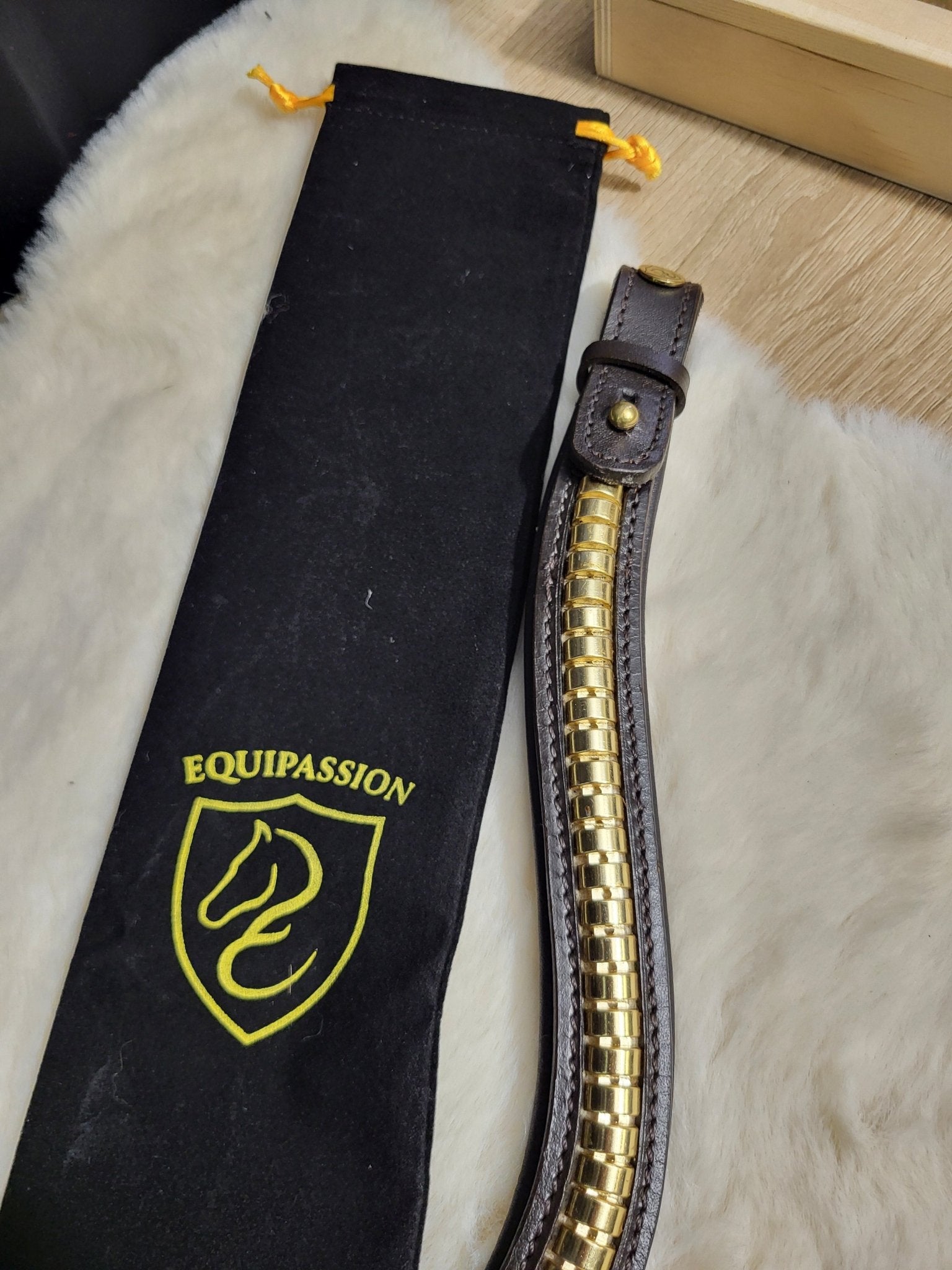 Frontal cuir clincher or - equipassion - boutique