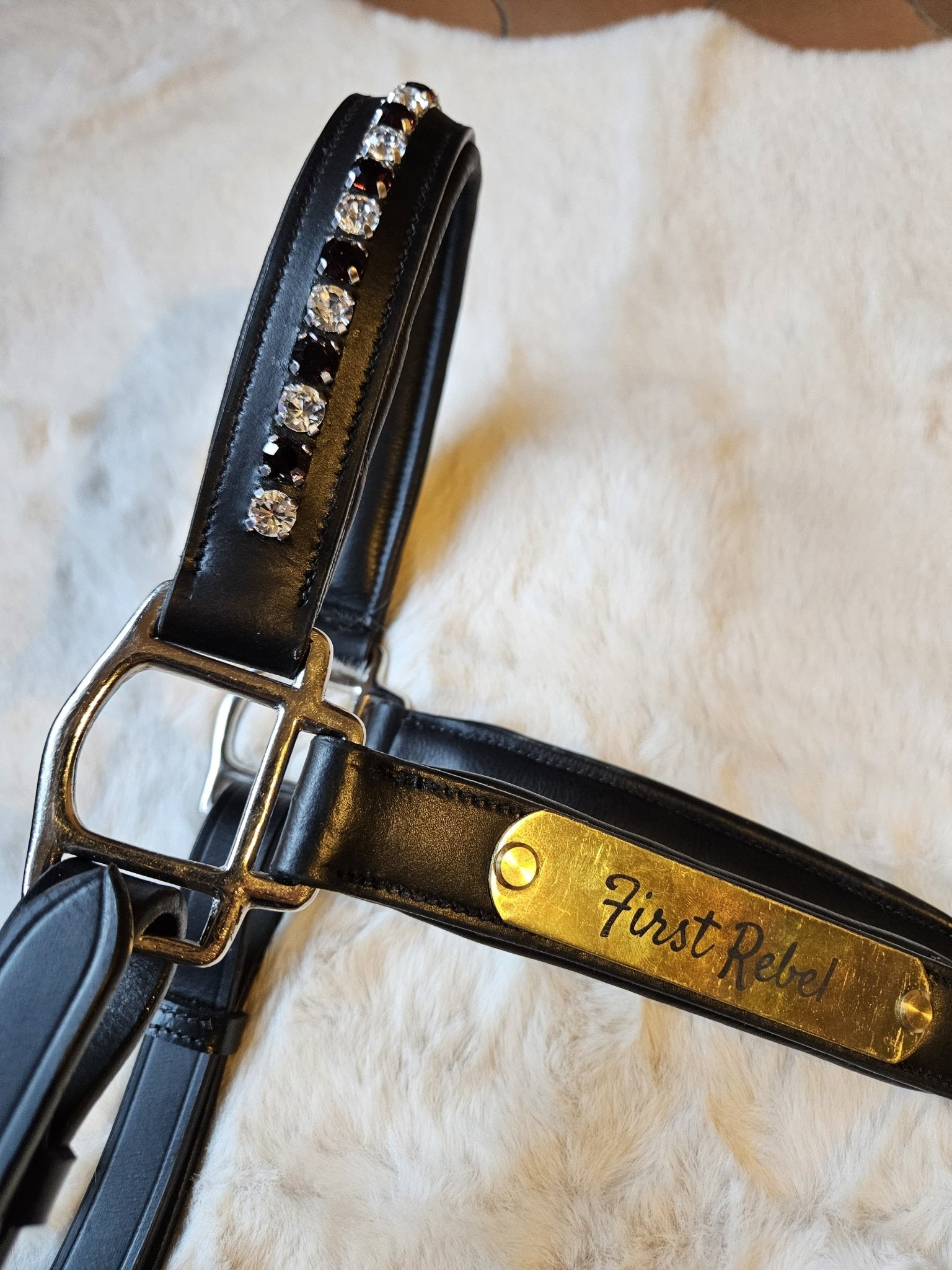 Licol cuir et strass noir cheval - equipassion - boutique